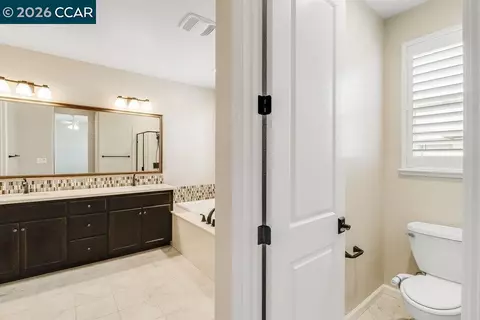 Entry Way - 804 Ibis Rd, Oakley, CA 94561 photo 9 of 11