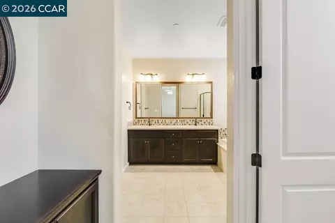 Entry Way - 804 Ibis Rd, Oakley, CA 94561 photo 6 of 11