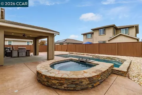 Exterior - 804 Ibis Rd, Oakley, CA 94561 photo 6 of 9