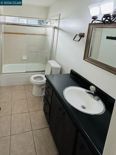 2100 Laguna Cir #E, Concord, CA 94520 photo 3