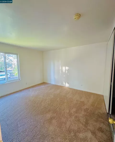 2100 Laguna Cir #E, Concord, CA 94520 photo 5