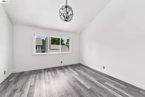 Bedroom - 2423 Blackpool Ln, San Leandro, CA 94577 photo 2 of 9