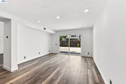 Living - 2423 Blackpool Ln, San Leandro, CA 94577 photo 7 of 7