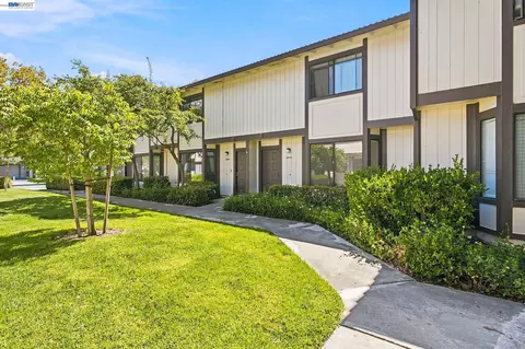6253 Joaquin Murieta Ave #C, Newark, CA 94560