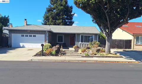 33136 Arizona, Union City, CA 94587