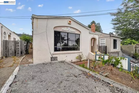 3148 California St, Oakland, CA 94602