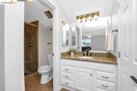 Bath - 4874 Wolf Way, Concord, CA 94521 photo 3 of 3