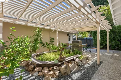 Exterior - 5075 Alhambra Valley Rd, Martinez, CA 94553 photo 16 of 26