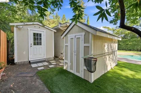 Exterior - 5075 Alhambra Valley Rd, Martinez, CA 94553 photo 20 of 26