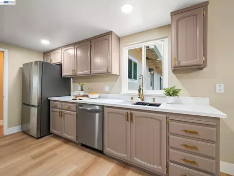 Kitchen - 38399 Birch St, Newark, CA 94560 photo 3 of 4