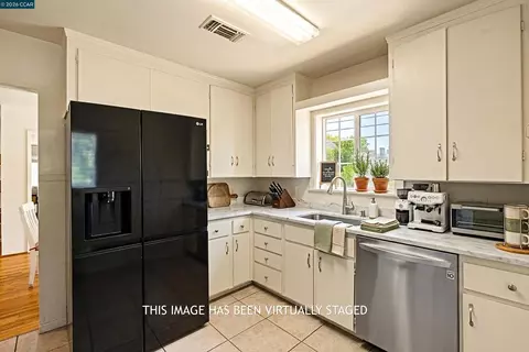 Kitchen - 606 W Turner Rd, Lodi, CA 95240 photo 3 of 4