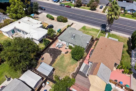 View/Area - 606 W Turner Rd, Lodi, CA 95240 photo 7 of 7