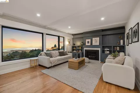 Living - 218 Cambridge Ave, Kensington, CA 94708 photo 12 of 13