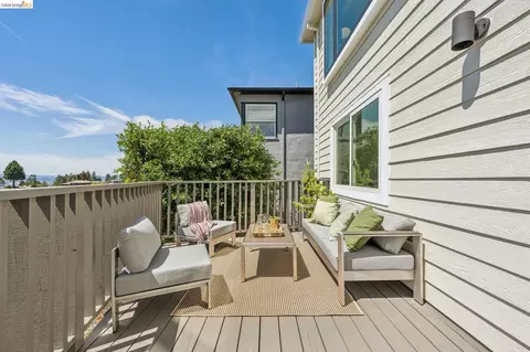Exterior - 218 Cambridge Ave, Kensington, CA 94708 photo 6 of 28