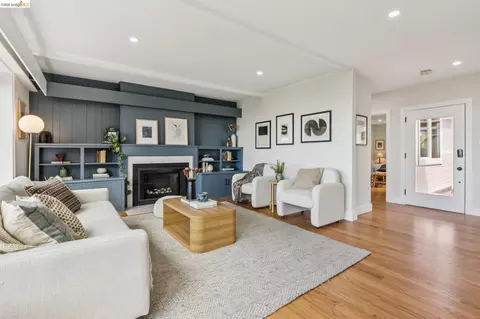 Living - 218 Cambridge Ave, Kensington, CA 94708 photo 4 of 13
