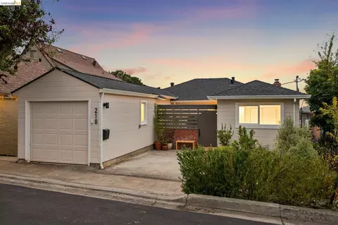 Exterior - 218 Cambridge Ave, Kensington, CA 94708 photo 25 of 28