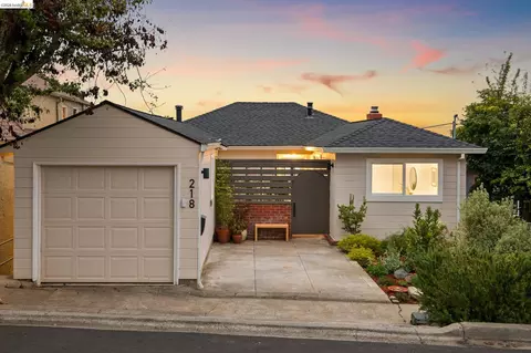 Exterior - 218 Cambridge Ave, Kensington, CA 94708 photo 24 of 28