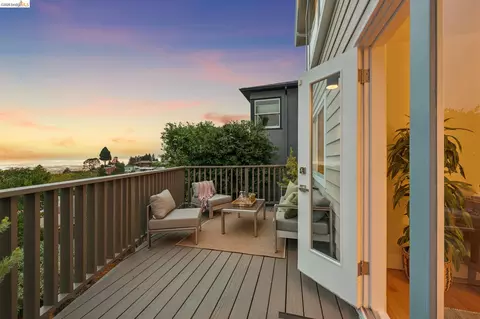 Exterior - 218 Cambridge Ave, Kensington, CA 94708 photo 27 of 28