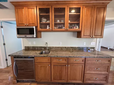 Kitchen - 1167 Larch Ave, Moraga, CA 94556 photo 1 of 2