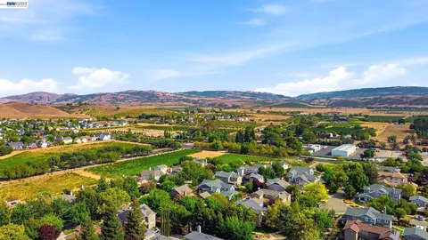 View/Area - 2491 Decker Ln, Livermore, CA 94550 photo 7 of 7