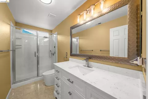 Bath - 516 Malicoat Ave, Oakley, CA 94561 photo 4 of 8