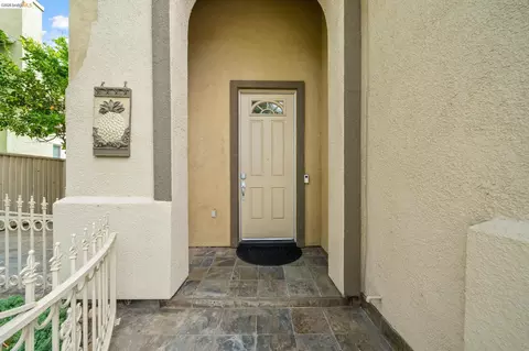Entry Way - 516 Malicoat Ave, Oakley, CA 94561 photo 1 of 1