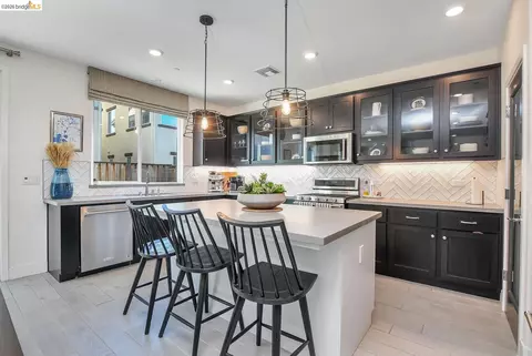 Kitchen - 829 Hardcastle Ranch Rd, Oakley, CA 94561 photo 1 of 4