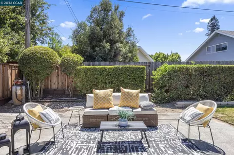 Exterior - 1320 Hookston Rd, Concord, CA 94518 photo 2 of 8