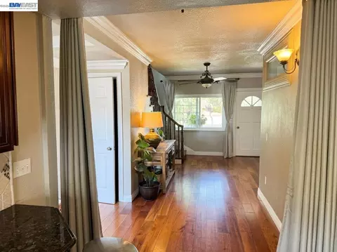 Entry Way - 4747 Hansen Ave, Fremont, CA 94536 photo 2 of 2