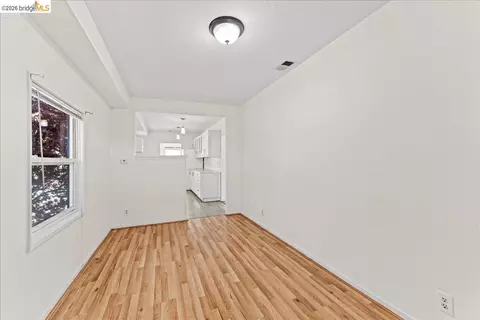 Living - 2136 Linden St, Oakland, CA 94607 photo 3 of 3