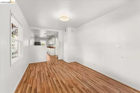 Living - 2136 Linden St, Oakland, CA 94607 photo 1 of 3