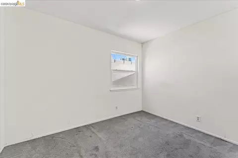 Bedroom - 2136 Linden St, Oakland, CA 94607 photo 5 of 10