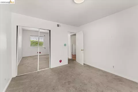 Bedroom - 2136 Linden St, Oakland, CA 94607 photo 2 of 10