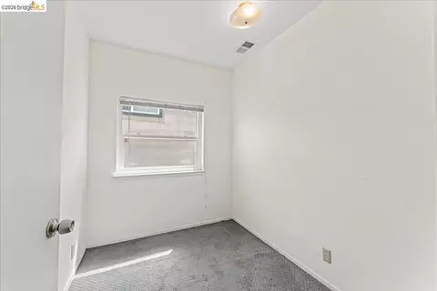Bedroom - 2136 Linden St, Oakland, CA 94607 photo 7 of 10