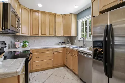 Kitchen - 1839 Dalton Dr, Milpitas, CA 95035 photo 2 of 2