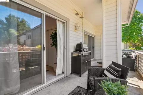 Exterior - 255 Florence Ct, Hercules, CA 94547 photo 3 of 9