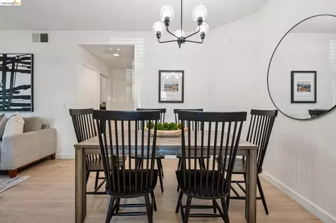 Dining - 255 Florence Ct, Hercules, CA 94547 photo 2 of 3