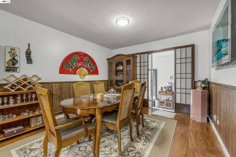 Dining - 713 Falcon Dr, Vallejo, CA 94589 photo 4 of 4