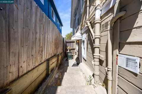Exterior - 231 Tennessee St, Vallejo, CA 94590 photo 4 of 10