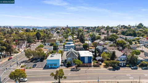 View/Area - 231 Tennessee St, Vallejo, CA 94590 photo 2 of 10