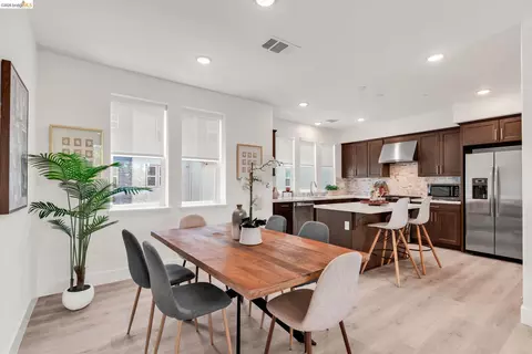 820 E Duane Ave #5, Sunnyvale, CA 94085