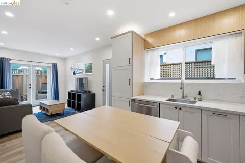 Kitchen - 1519 Fairview St #2, Berkeley, CA 94703 photo 1 of 1