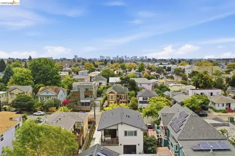 View/Area - 1519 Fairview St #2, Berkeley, CA 94703 photo 4 of 5