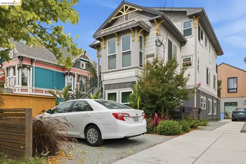 Exterior - 1519 Fairview St #2, Berkeley, CA 94703 photo 5 of 6