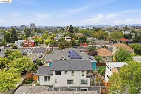 View/Area - 1519 Fairview St #2, Berkeley, CA 94703 photo 3 of 5