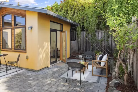Exterior - 1905 Chestnut St, Berkeley, CA 94702 photo 7 of 10
