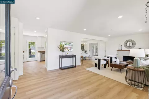 Entry Way - 13 Anne Ct, Walnut Creek, CA 94598 photo 1 of 1