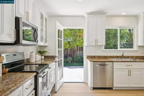 Kitchen - 13 Anne Ct, Walnut Creek, CA 94598 photo 3 of 3