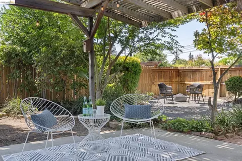 Exterior - 4100 Phoenix St, Concord, CA 94521 photo 3 of 15