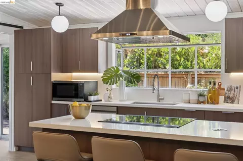 Kitchen - 4100 Phoenix St, Concord, CA 94521 photo 2 of 6